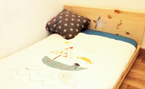 cama infantil de madera