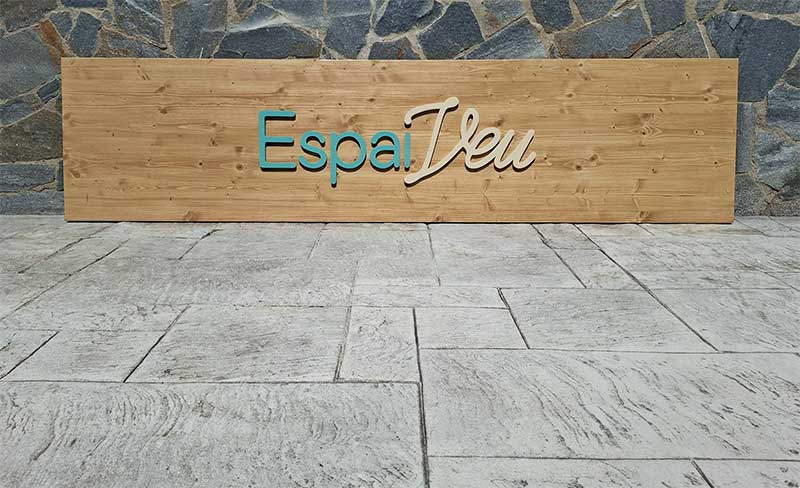 lletrero fusta personalitzat