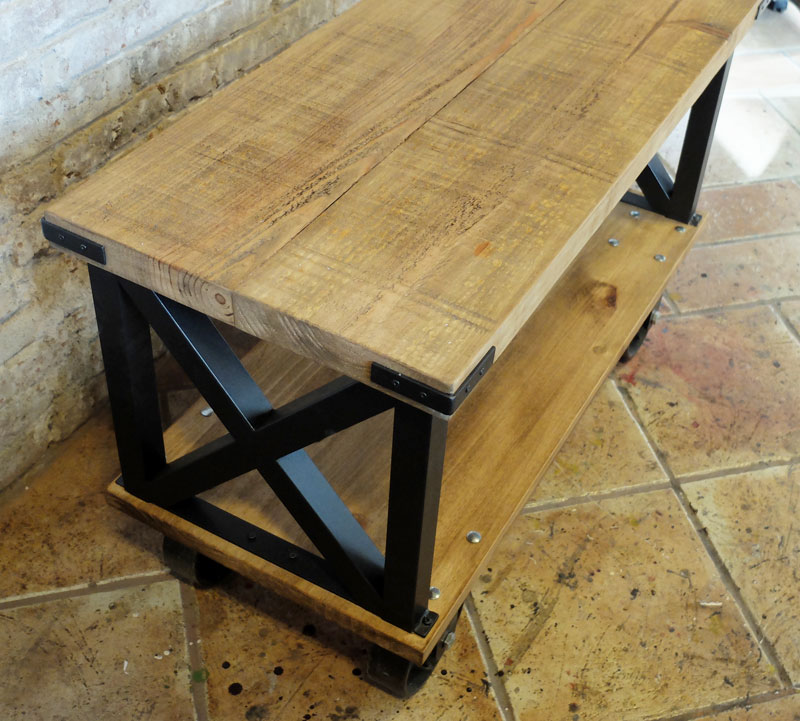 taula centre fusta