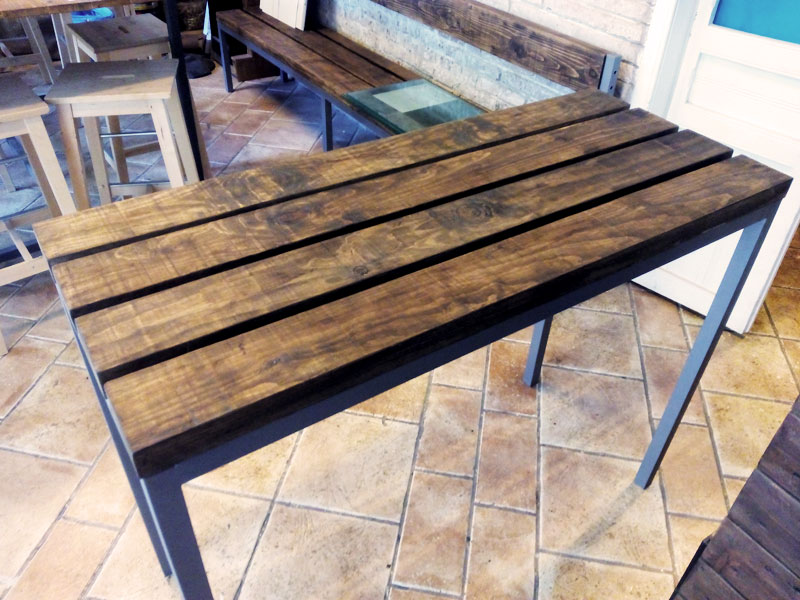 taula alta fusta artesanal
